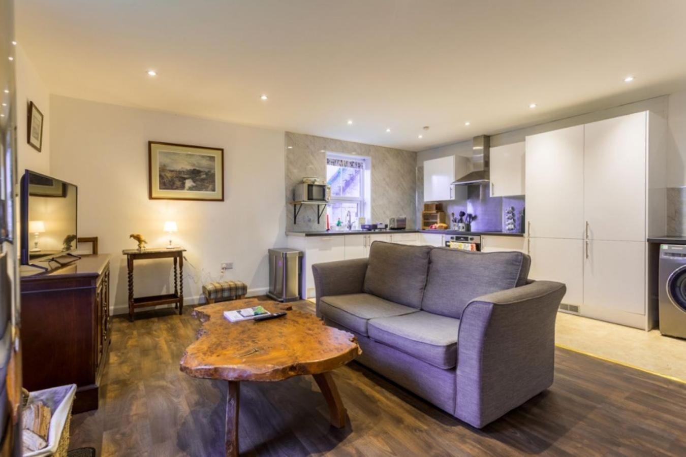 The Bungalow - Ardullie Lodge Dingwall Esterno foto