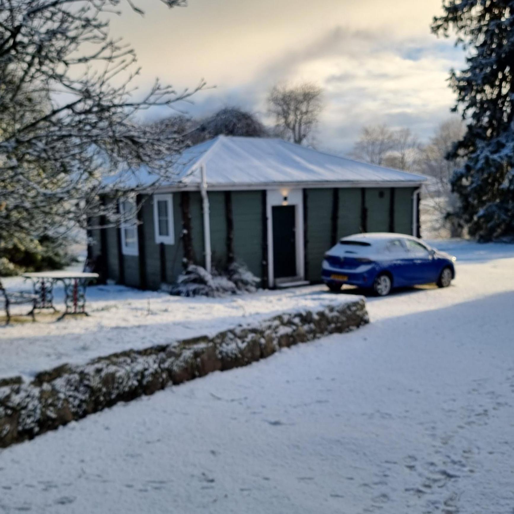 The Bungalow - Ardullie Lodge Dingwall Esterno foto